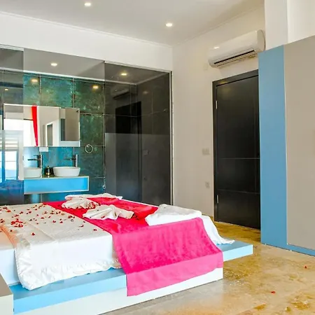 Apartment Seaview Luxury - Private Indoor Pool And Jakuzzi Kalkan