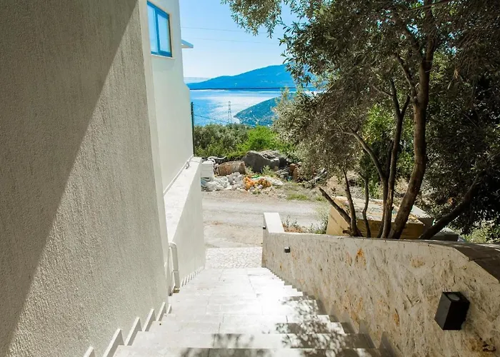 Seaview Luxury - Private Indoor Pool And Jakuzzi