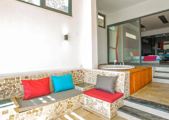 Seaview Luxury - Private Indoor Pool And Jakuzzi Appartement