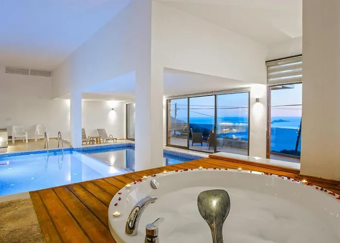 Διαμέρισμα Seaview Luxury - Private Indoor Pool And Jakuzzi