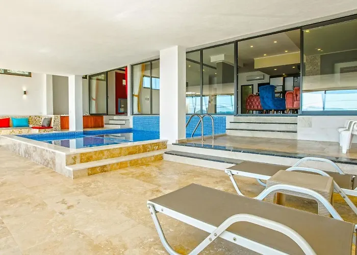 Seaview Luxury - Private Indoor Pool And Jakuzzi Apartament *